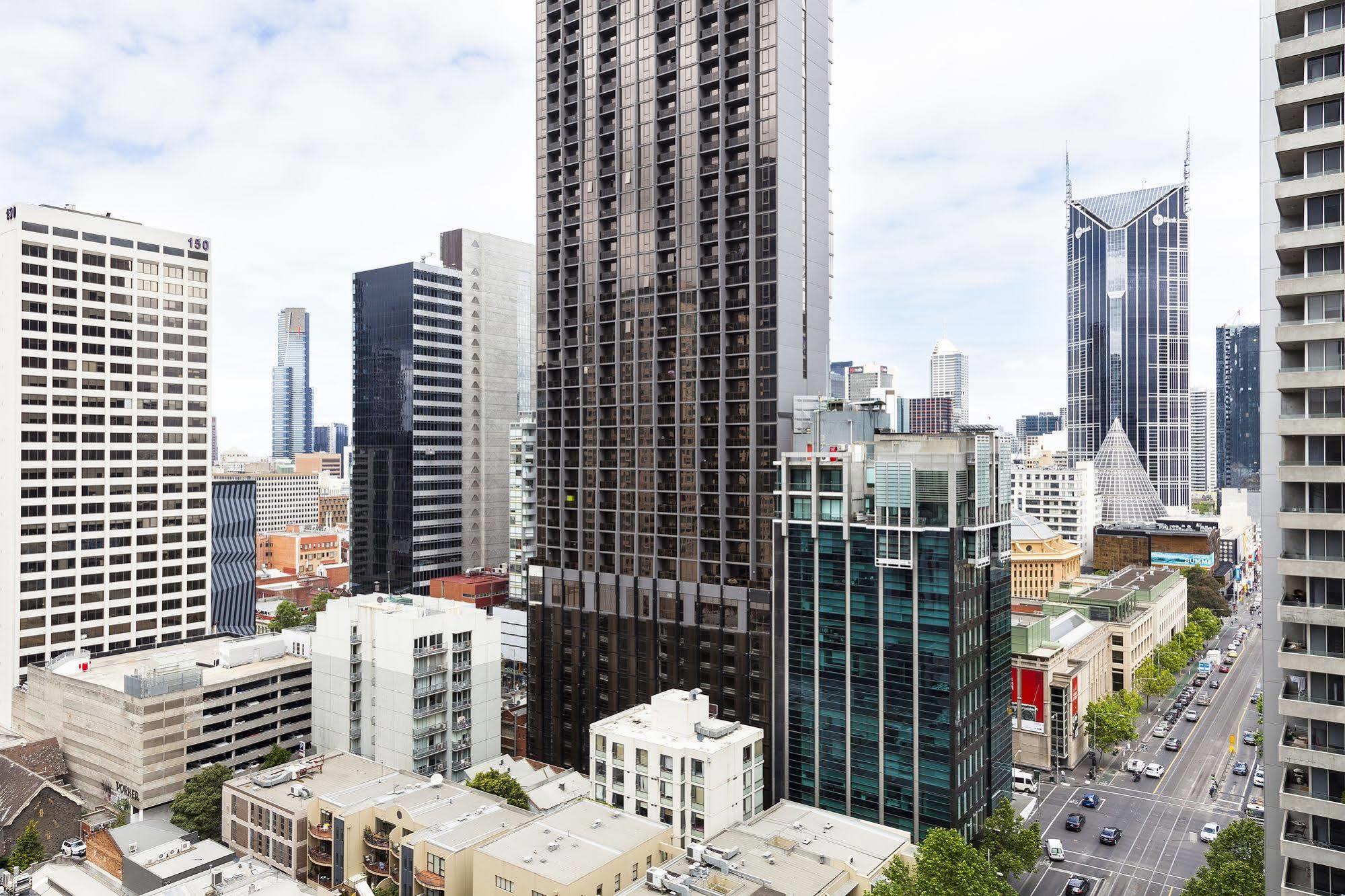 Akom Melbourne Exterior photo